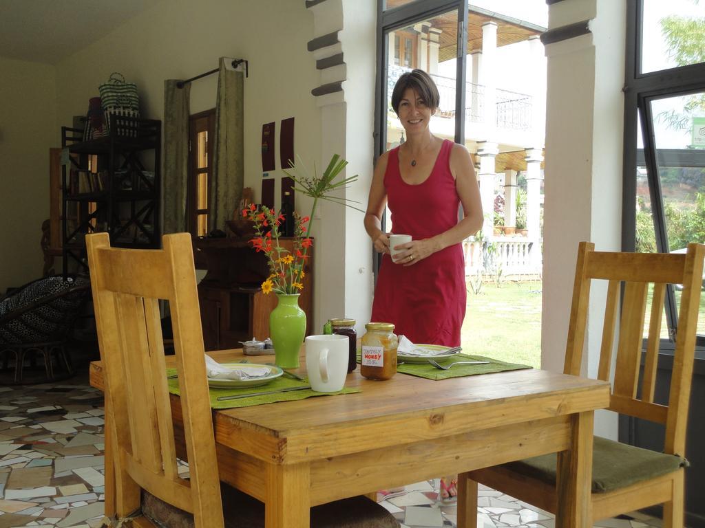 Meva Guesthouse Antananarivo Buitenkant foto