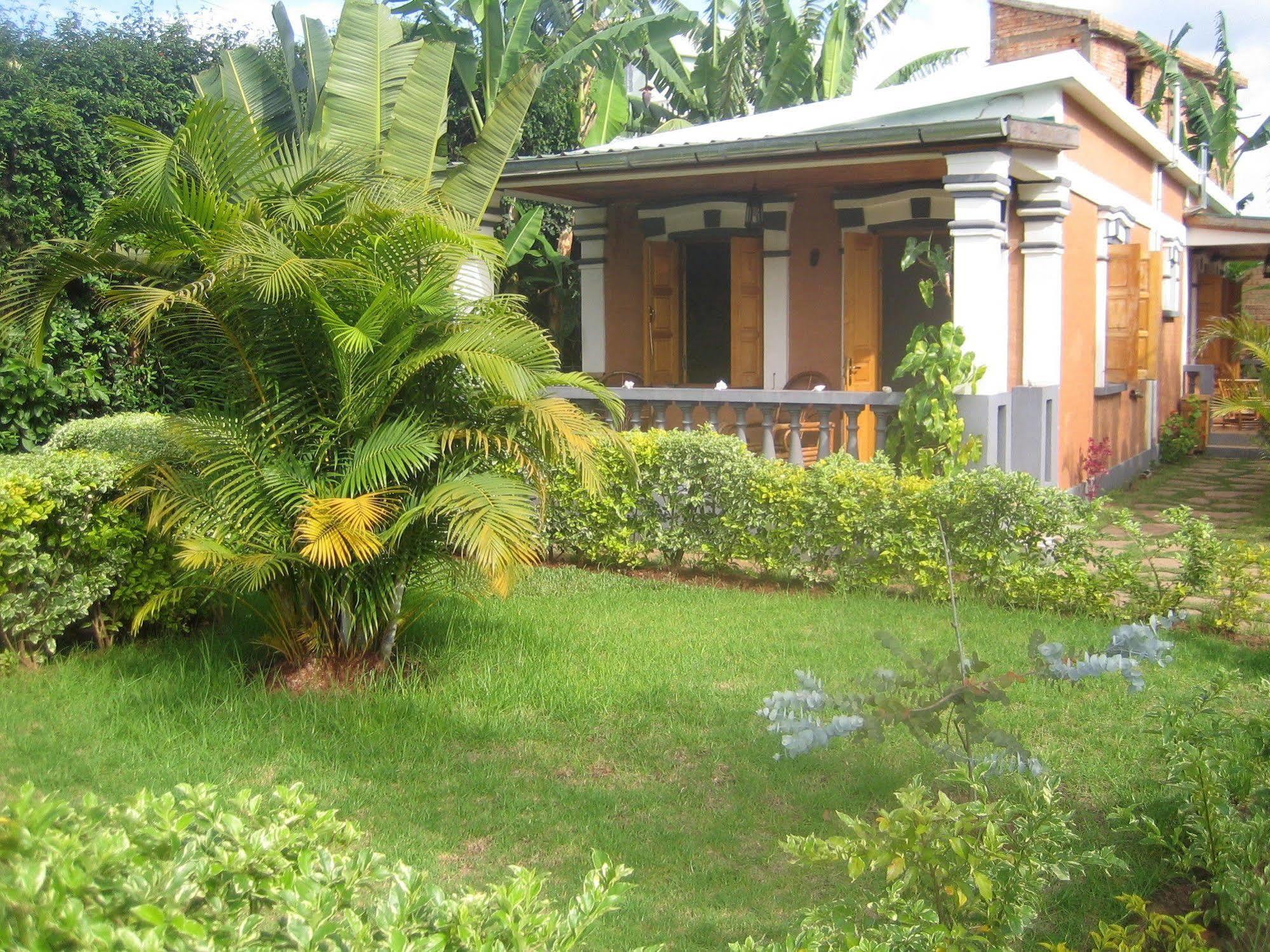 Meva Guesthouse Antananarivo Buitenkant foto